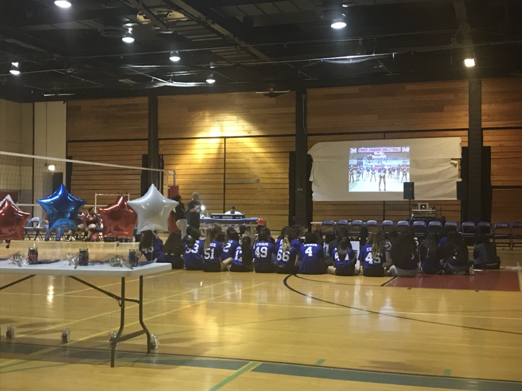 CurieHS's tweet photo. We are celebrating 10 awesome senior student athletes tonight! Thank you to our Class of 2018 girls volleyball teammates! #condors4life https://t.co/Ky4UJQotuM