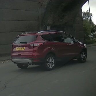 OhPenYun's tweet image. BP66BCE didn’t give way at dangerous roundabout.
As I passed, she was reading on her lap. #phone ? #driverfail @NuneatonCops