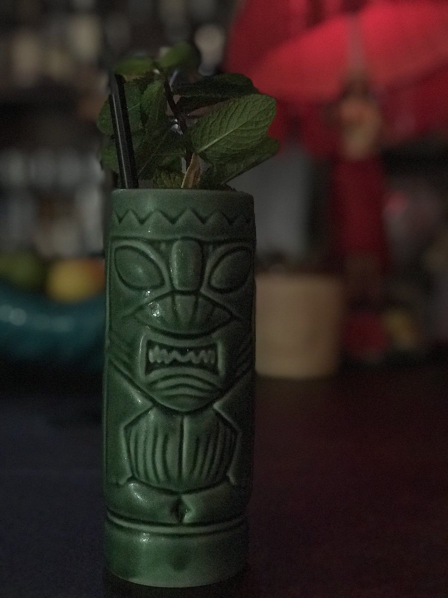 RumReviews's tweet image. Mai Tai time! At #akuakutikibar #orlando @stardustorlando #tiki #rum @tropical_foodie @MobileTikiBar