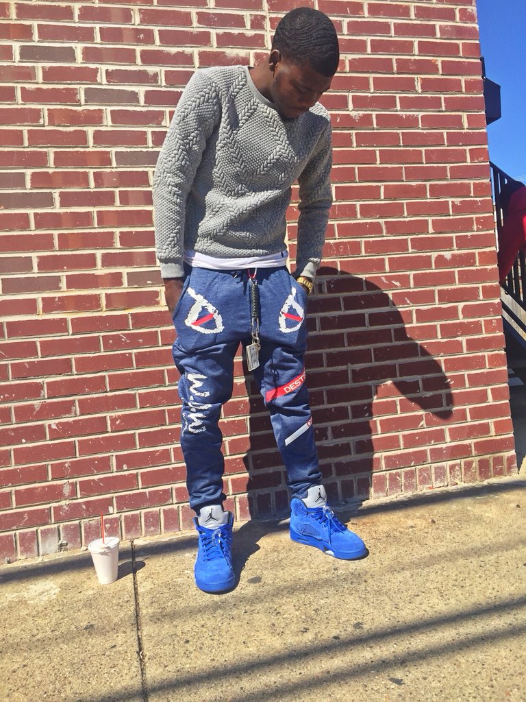__rjc's tweet photo. 🦅#Bertogang😈 https://t.co/W4MjR2F9Jb