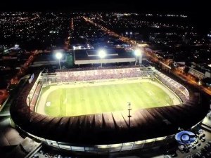 gazetaweb's tweet photo. Nada de bebida dentro dos estádios! #Gazetaweb #jogos #sembebida #proibição #justiça >>> https://t.co/nzkBLqVmi0 https://t.co/4EXAhpqRCR