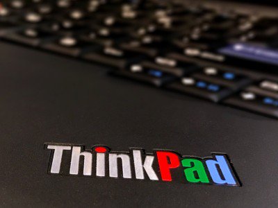 Gadgeti_'s tweet photo. Lenovo ThinkPad Anniversary Edition 25 — современная реинкарнация легендарного ноутбука
#Lenovo #LenovoThinkPad 
https://t.co/DBwYT2dT9l https://t.co/QdmfmLOzZV