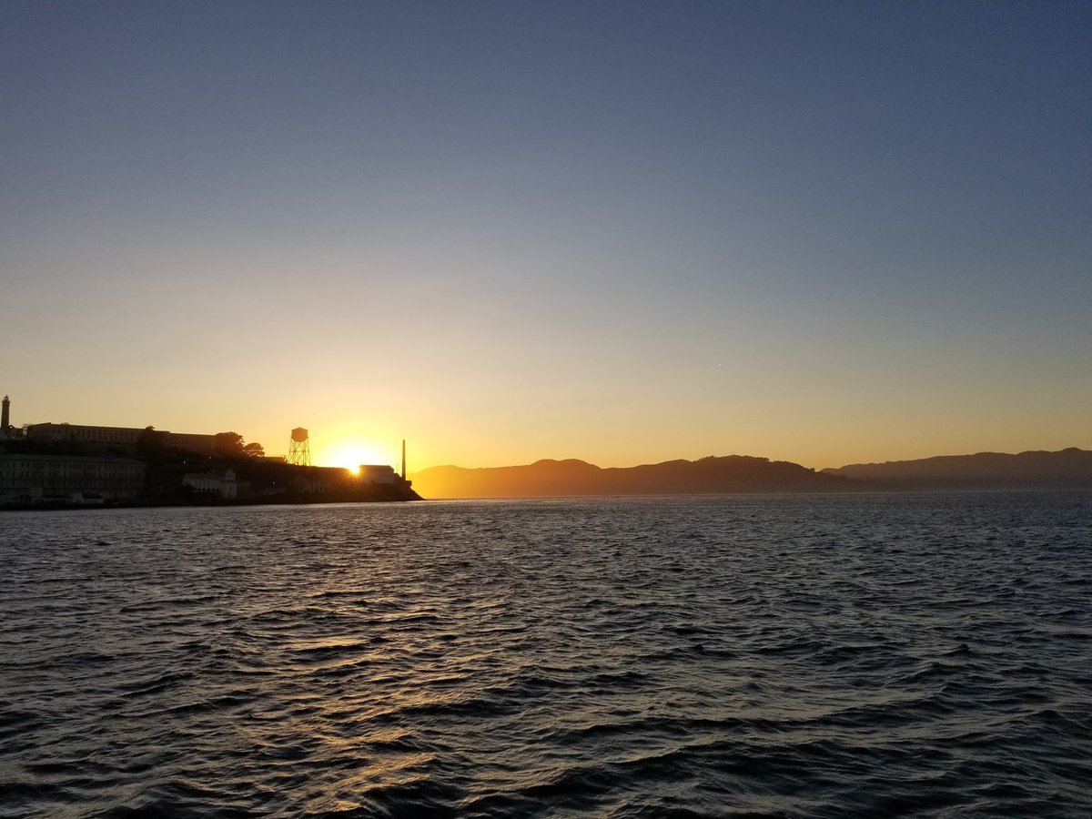 Mod43News's tweet photo. As the sun sets on #oow17, we hope all attendees had a great show! #oracleopenworld #OOW2017 #SanFrancisco #SupplyChain https://t.co/U4Q0IbnjNg