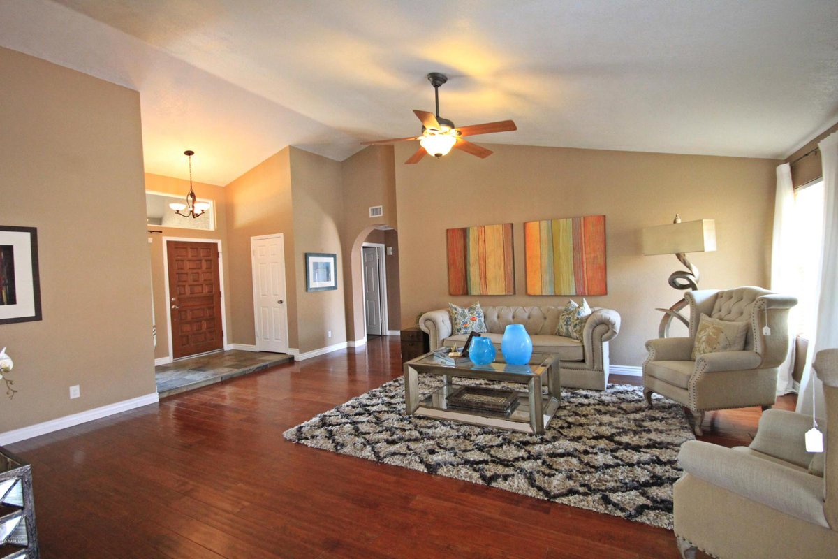 DistinctAZ's tweet image. A gorgeous home we staged in Scottsdale, Az.