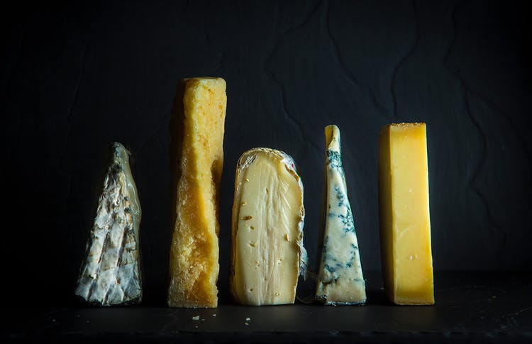 #DYK how long you can keep cheese in the refrigerator for❓ tastingtable.com/cook/national/…