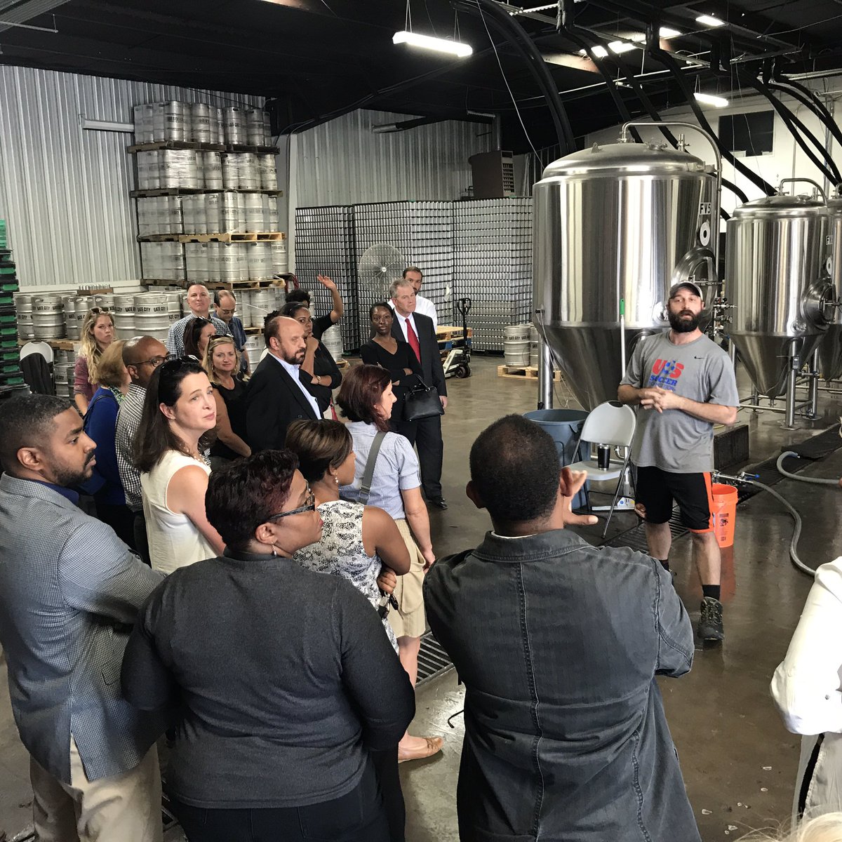 Roswell_Inc's tweet photo. Finishing up our day with a tour of @GateCityBrewing with #GeorgiaAcademy! https://t.co/lpKKnJGNaq