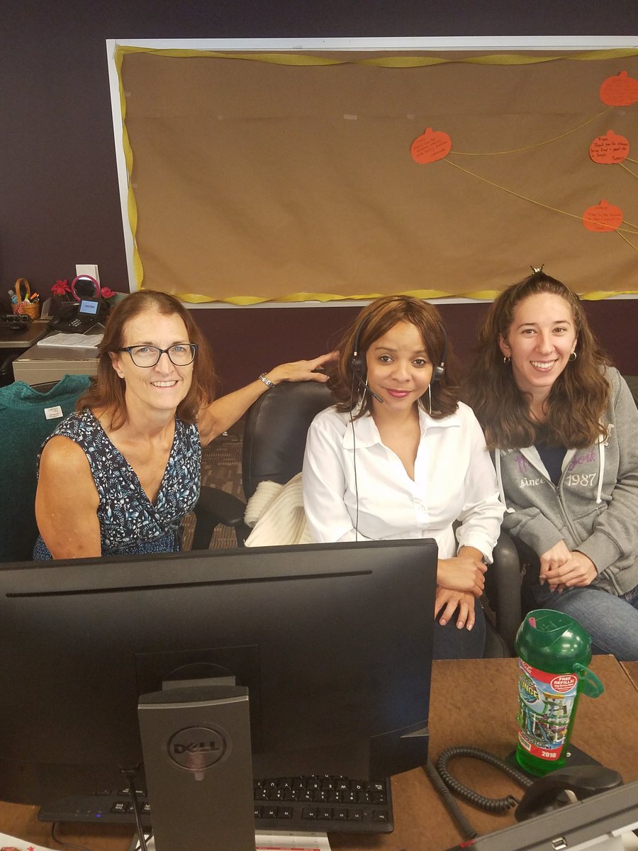 CWHIT247's tweet photo. Karen and Danielle telling their homie Tiffany that Robin is looking for her. https://t.co/W6rwJBOzLC