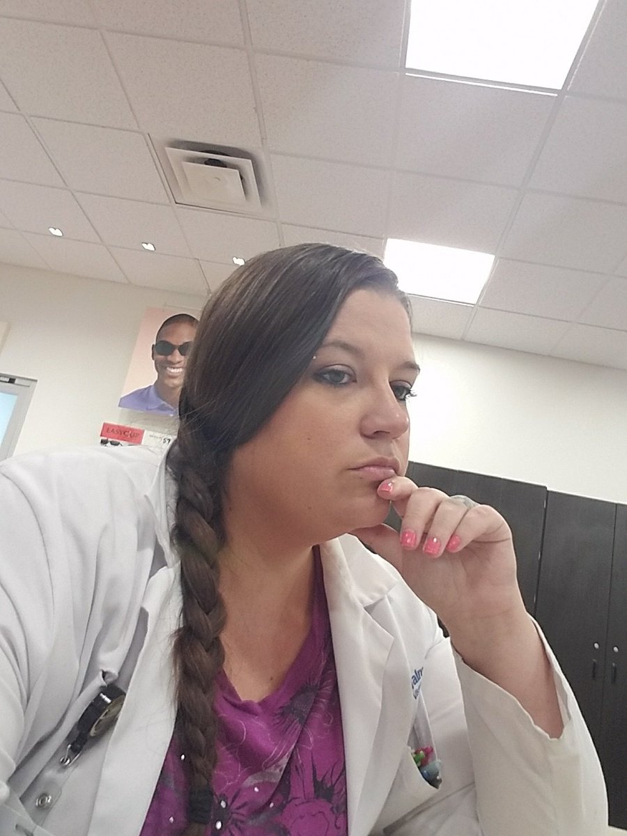 jeribear3's tweet photo. Depression sucks... fighting with it everyday. Hoping I come out stronger. #feelingdown #climbingup #nextstepcomingsoon https://t.co/zZru5vWl68