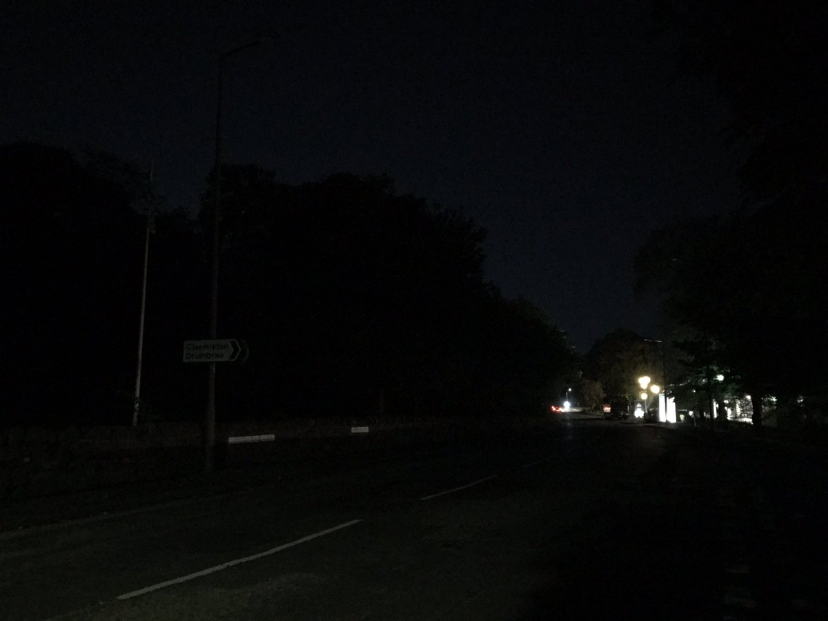 Mr_Mark_Brown's tweet photo. Was told @SP_EnergyPeople started repair investigation works at Clermiston Road on 21st September. 14 days on, Drum Brae still in darkness. https://t.co/A4kqWQNlUG