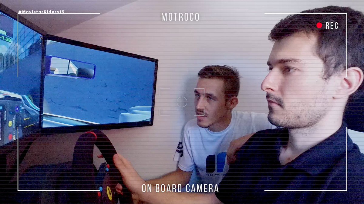 MovistarKOINOW's tweet photo. Una de #SimRacing en #MovistareSports15. @IamCarbono y el señor @motroco retando a @IbericaRacing. 
🎥 | https://t.co/1lUkfYvWBG https://t.co/mThWO2uT73