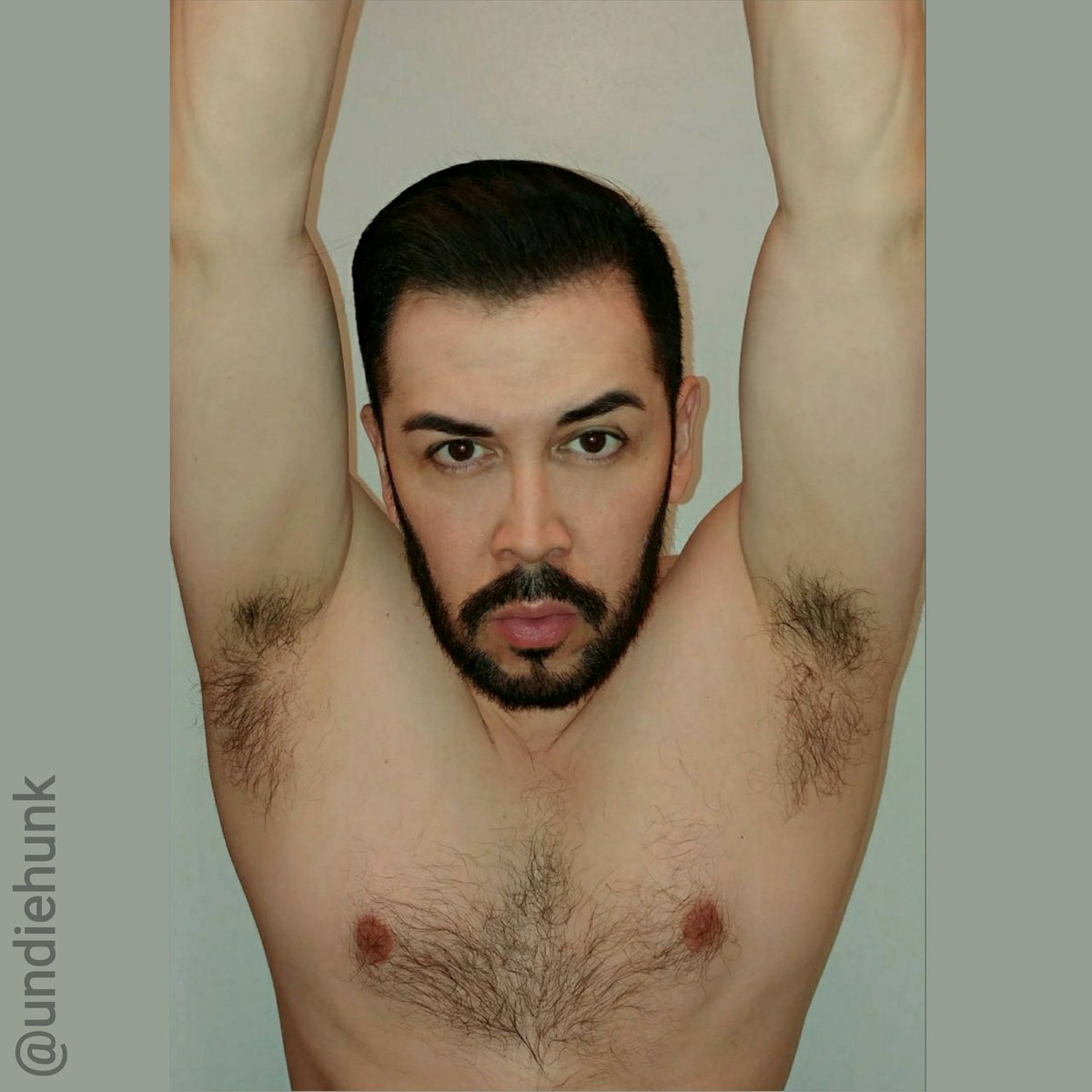 UndieHunk's tweet photo. 💦👅 Been a while since I been here. I'm back 😉 #scruff #armpit #armpitfetish #gaybearded #hairyscruffguys #beard https://t.co/iTnlIvhfo0