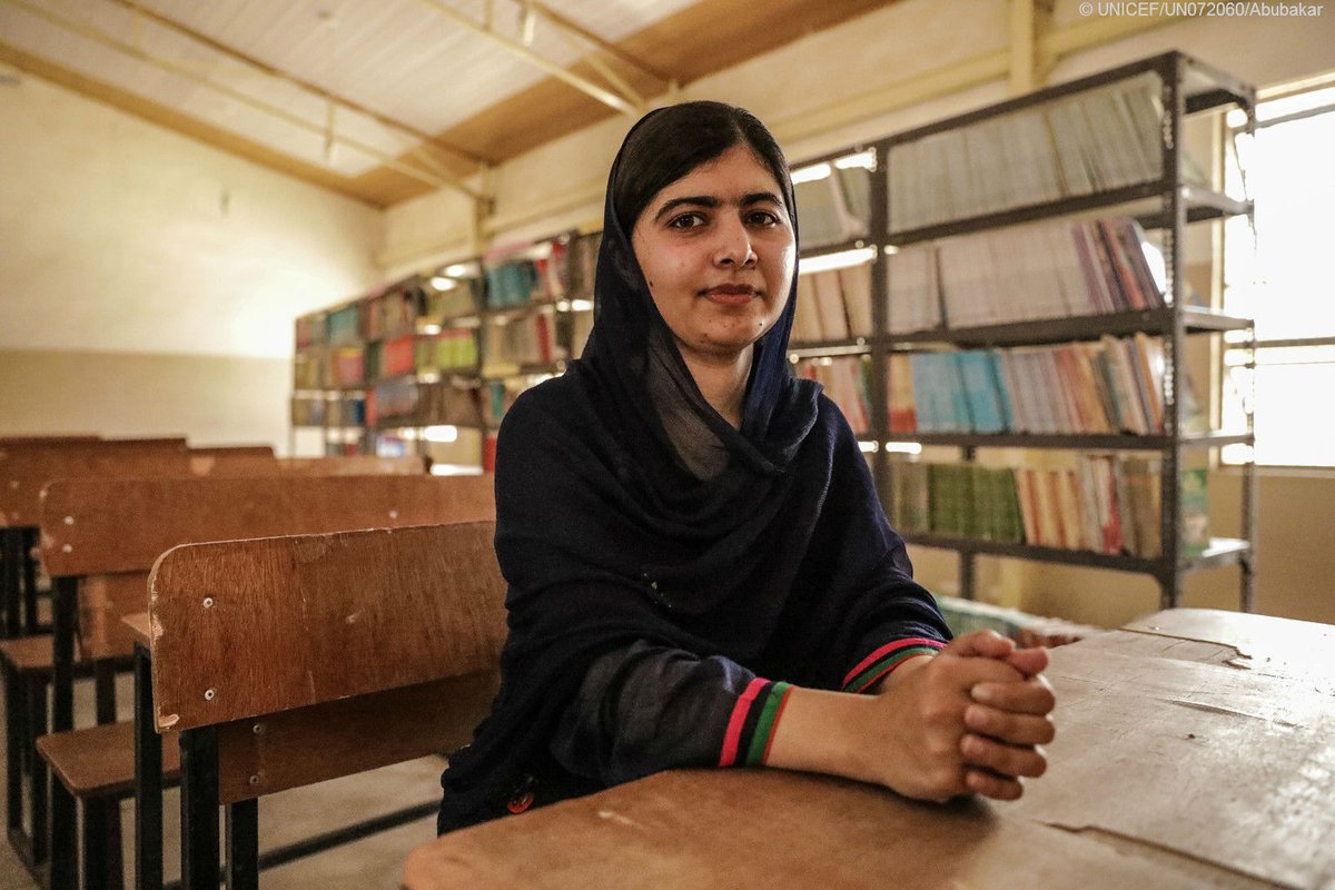 UNICEF's tweet image. “One child 👶, one teacher 👩🏽‍🏫, one book 📘, one pen 🖊️ can change the world 🌎" Powerful words from @Malala #WorldTeachersDay
