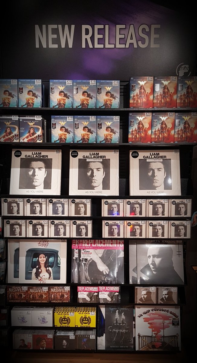 HeadGalway's tweet photo. @liamgallagher "It's mega - buy it" LG
1 more sleep.
As you were.
@HeadGalway https://t.co/T6thSZ2lIG