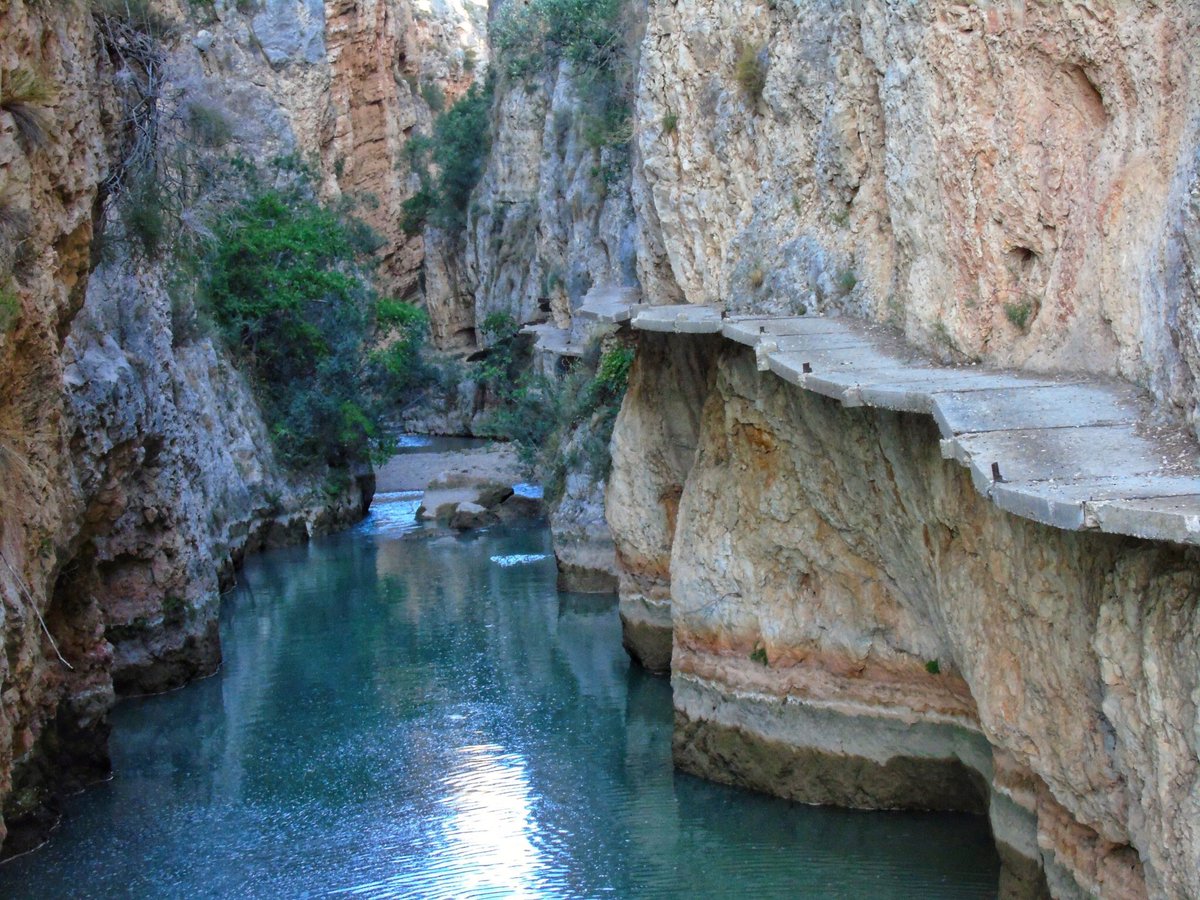 elriomundo's tweet photo. Cañón de los #Almadenes, en el río Mundo. Una auténtica joya natural #Hellín https://t.co/PJZTDwiOc5