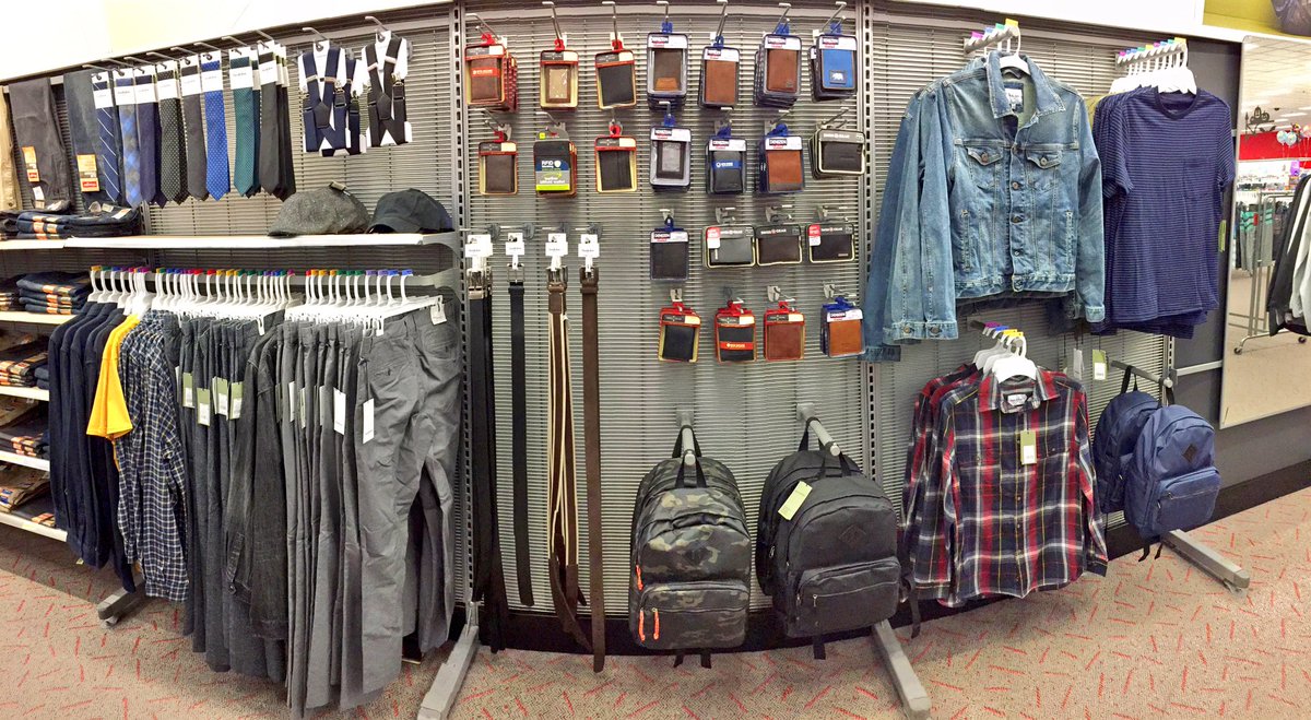 Goodfellow fall focal wall! #T1484 #fashionforward #targetstyle <a href="/JenieBrisson/">Jenie Brisson</a> <a href="/StephHelvie/">Steph</a> <a href="/Caitlyn_E_S/">Caitlyn Kueker</a> <a href="/JenniferBlum13/">Jennifer Blumhoefer</a>