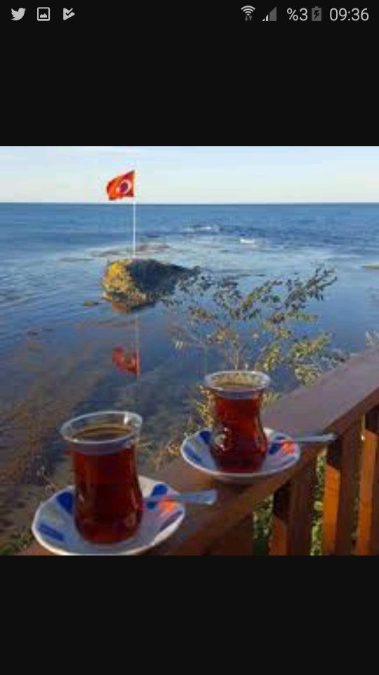 Burada güzel çaylar var demlersin 
Bu ara havalar serin
maksat midene dostluk olsun.
️Günaydın hayırlı cumalar.. TÜRKİYEM. ..