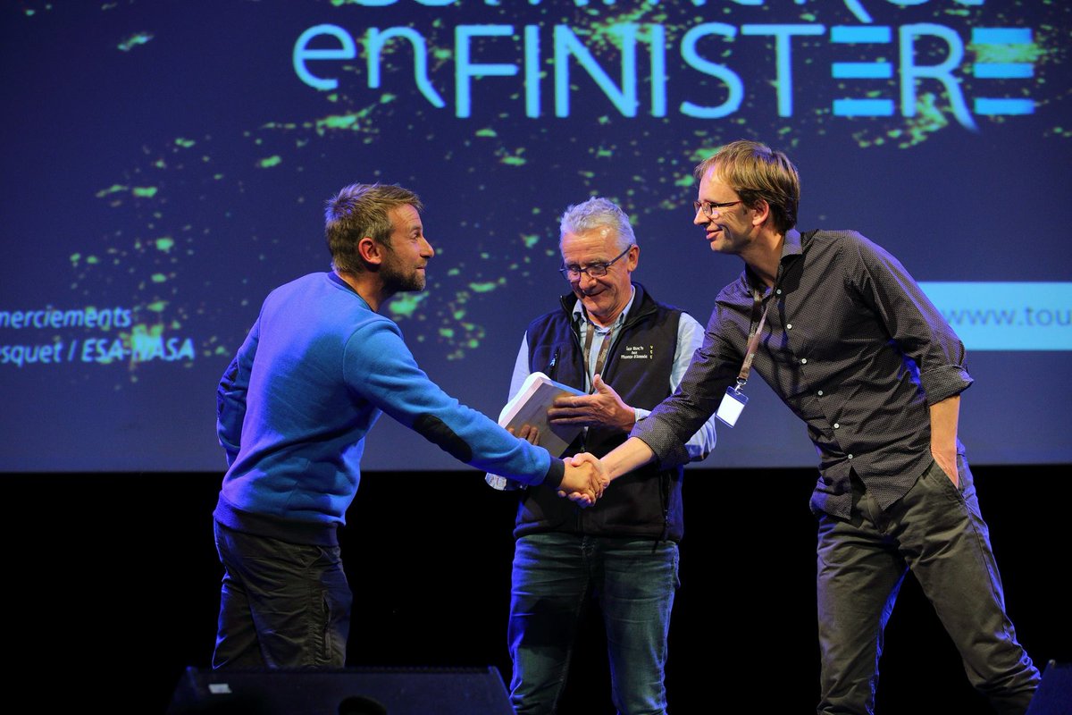 Toutcommence29's tweet photo. ✨#Flashback avec quelques images de l'anniversaire des 5 ans de Tout commence en #Finistère et des "Trophées #Ambassadeurs".✨😀
#TCF5ANS https://t.co/dpGWb3JglI