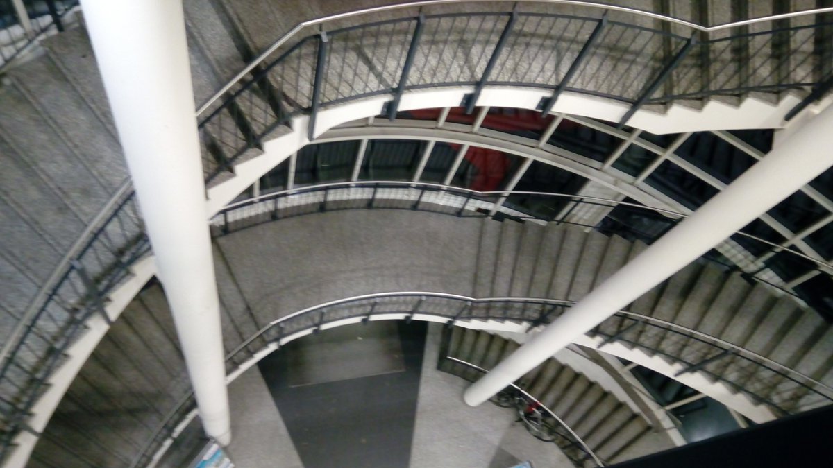 Berlin, Hasenheide
#Treppenhausfreitag