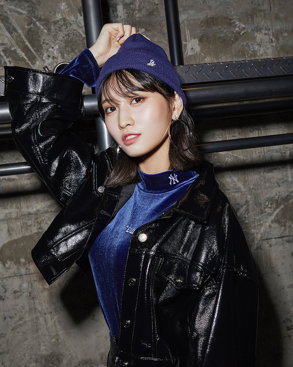 Twice Global Pic Twice X Mlb Momo Twice 트와이스 T Co Ga5jneliw6