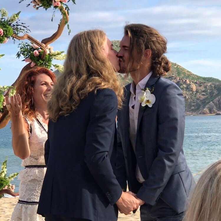 thadnelson's tweet image. IM MARRIED &amp;amp; THE HAPPIEST. This was the best day of my life. 9/9/17 ❤