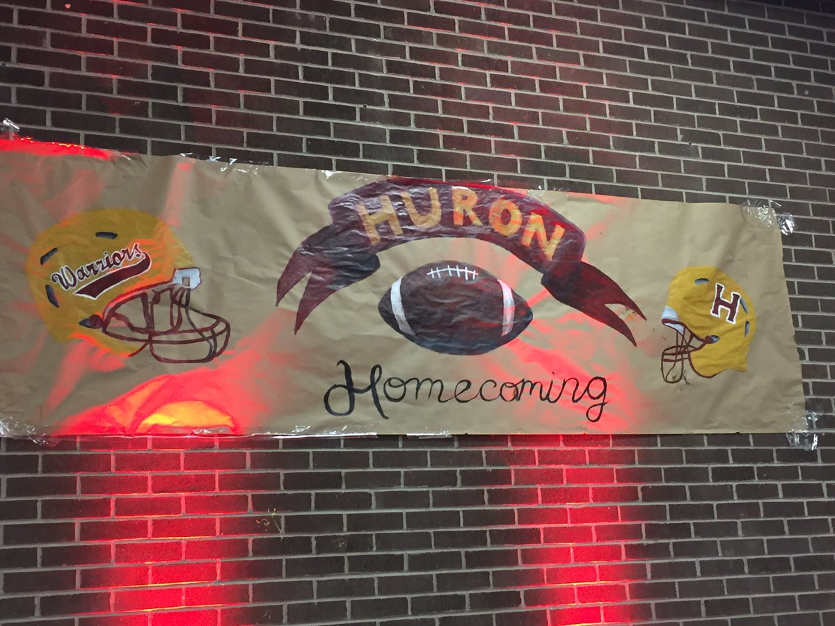 kris_quinner's tweet photo. What a blast!! ππ»π #HHSS #HuronHOCO https://t.co/ze9vhZXBOe