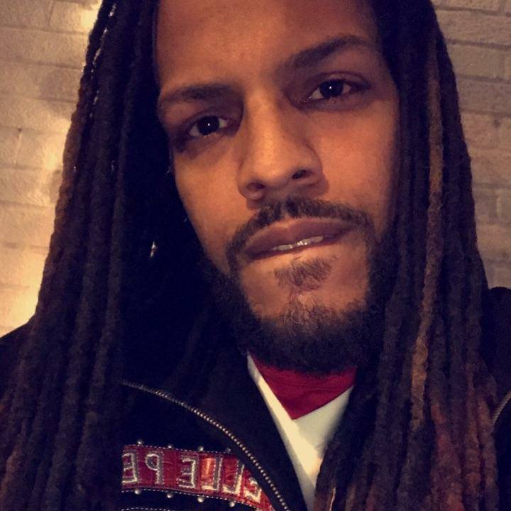 BL3SS3D_MADDAM's tweet photo. 🙌 YASSS It's time for a great show DJBino CEO💲MRC:PULL UP #CoinDrop 
https://t.co/MzbP8TK7PM https://t.co/l1YraKD5Hd