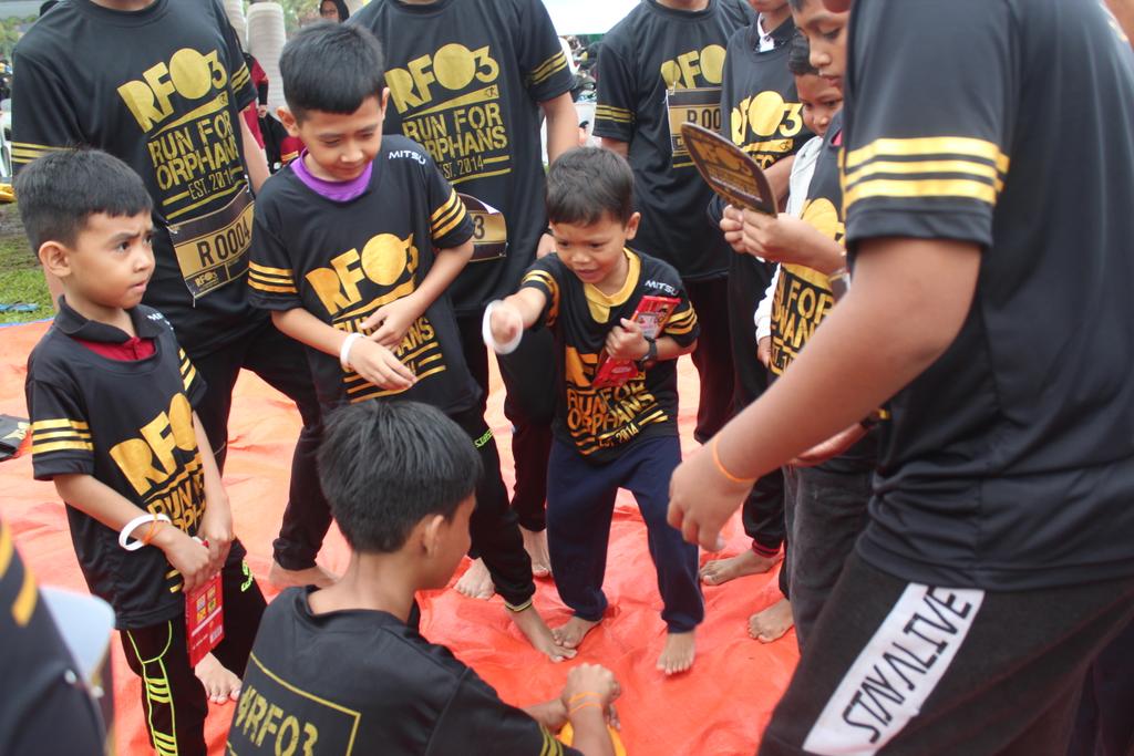 rfo_caringclub's tweet photo. Good morning everyone! Photos of #RFO3 are up on our facebook page! Do check them out! π more photos coming your way~ #RUNFORORPHANS https://t.co/pGyHkUGsnQ