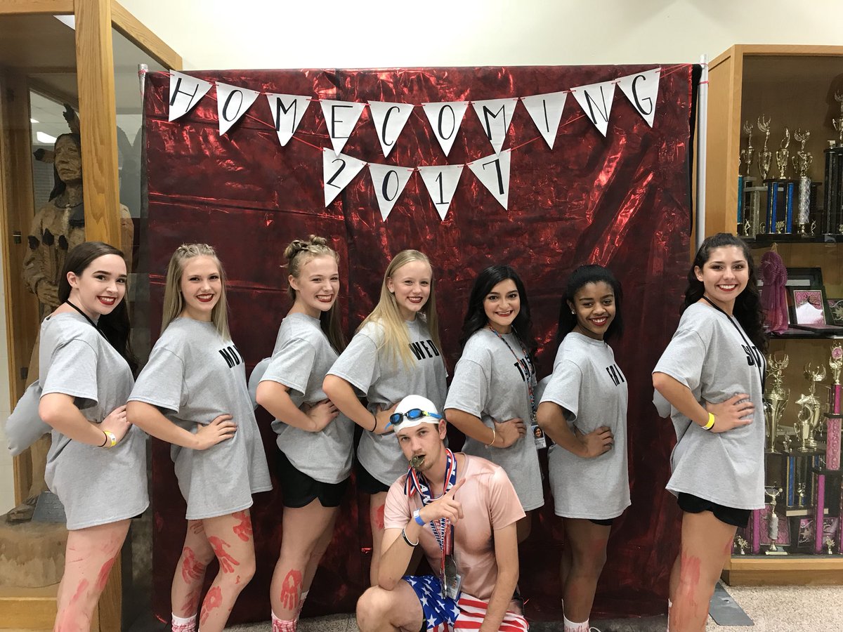 Guysteppers's tweet photo. Don’t stop swimming 🦈 #SharkWeek https://t.co/2D5OsTB6Mp