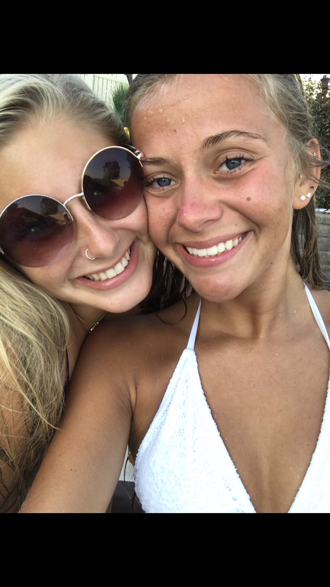petersen_meg's tweet photo. Happy bday ily babe!! Miss you please come visit ic soon @kmuhlenbruck 💓 https://t.co/AtyTwnvxO8