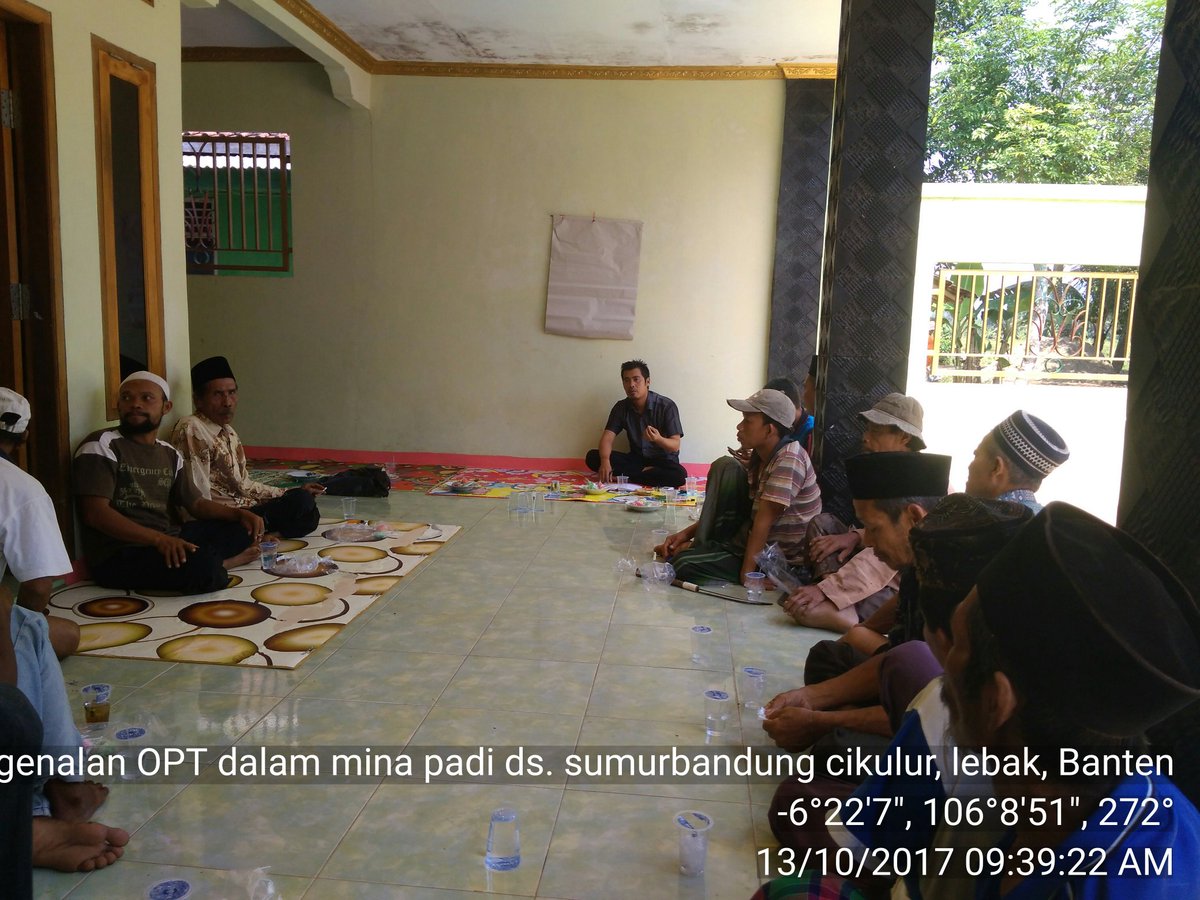 Kinghoodalhudri's tweet photo. @ditlin_tp @Amran_Sulaiman1  Pembinaan, pengenalan &amp; tekhnik pengendalian OPT dalam program mina padi klp. Tani sanding mandiri
#aksithlpopt https://t.co/ucBNEE4jHc