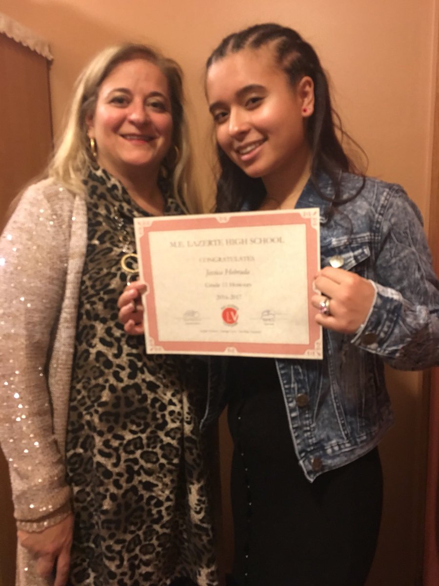bellissima66's tweet photo. Congrats Jessica for achieving Honours and thanks to the amazing teachers who helped get her there @melazerte #melazerteawardsnight https://t.co/obUNbzkrJI