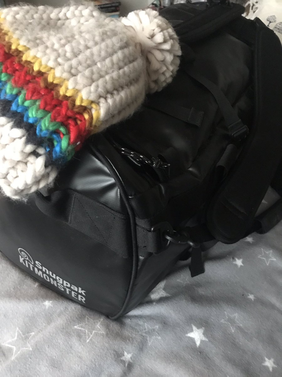 betweensnowsky's tweet photo. The #kitmonster and I are off on #3peaks! Starting 1200 tomorrow. π https://t.co/b3Tme9bFpV