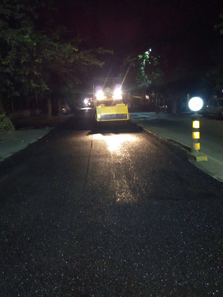 Mukeshias's tweet photo. AMC - Road work at shajanand chowk to devandra society road under in west zone. https://t.co/NYfDQDwJ4x