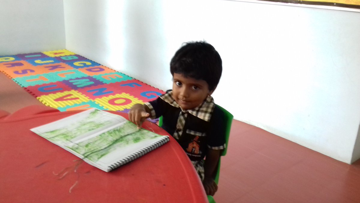 DMPSKRPuram's tweet photo. #DMPS #Discovery #Montessori #preschool American Preschool at K R Puram, #Karnataka Thread painting https://t.co/ctytaEQPUo