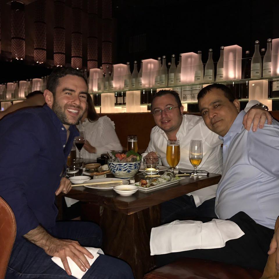 Yield4Finance's tweet photo. Chariman at New York
#Yield4Finance #Finance https://t.co/wKFqRZG6Js