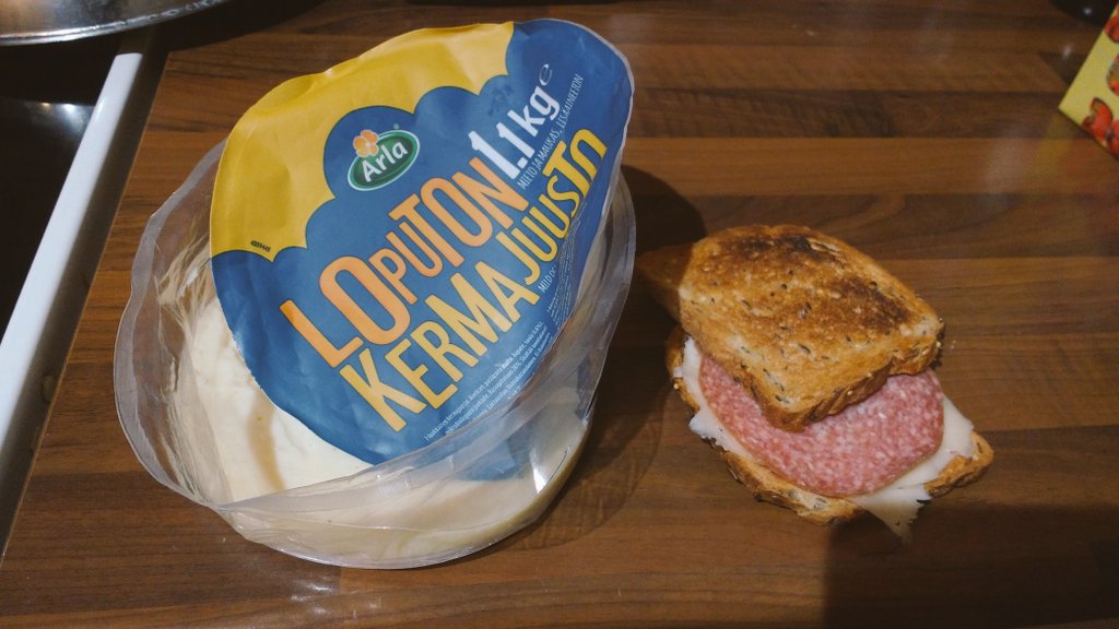 kikkomies's tweet photo. Valmistajan tuotelupaus on osoittautumassa paikkaansa pitämättömäksi. #teinitalous https://t.co/II61tSWezk