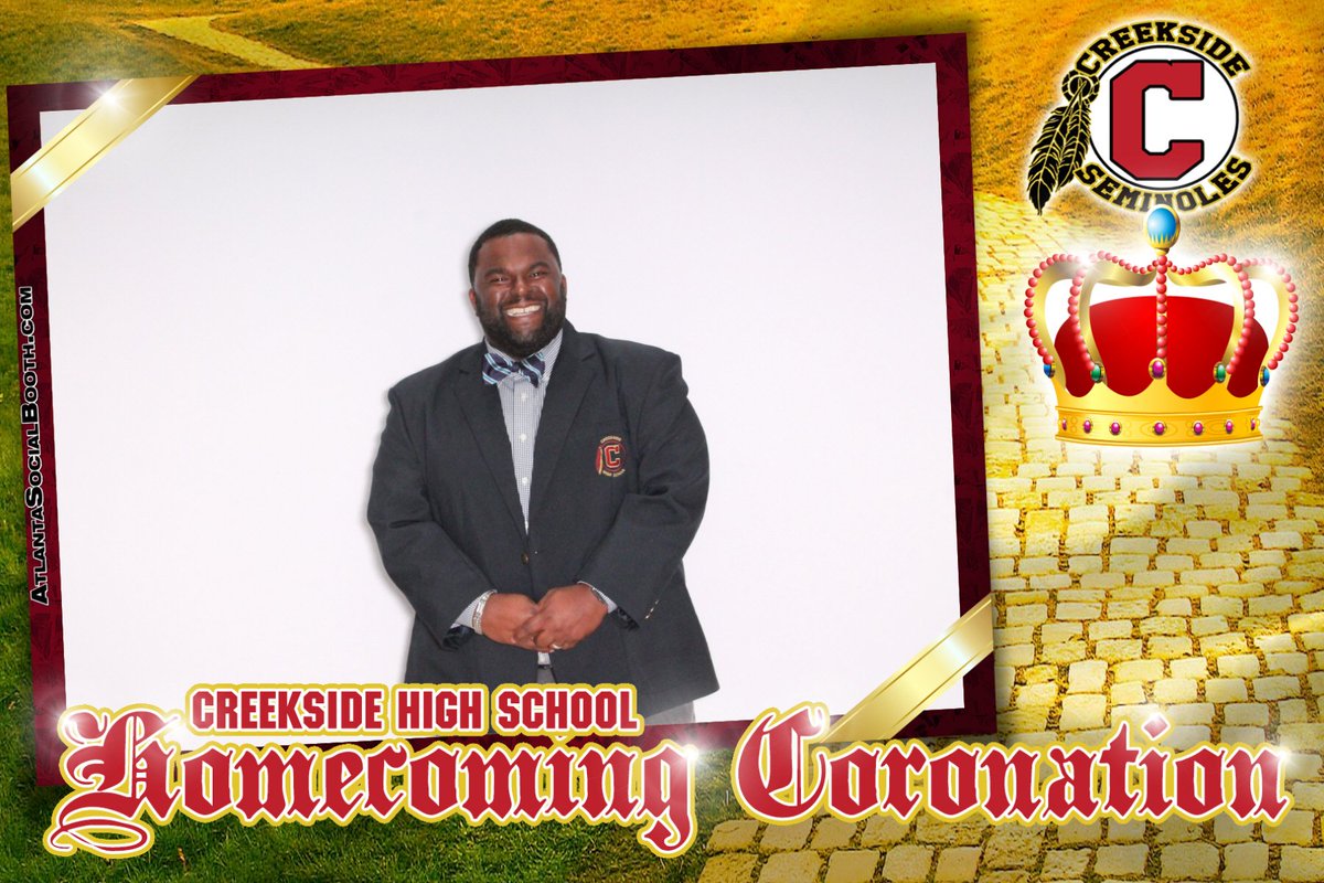 CorpSocialBooth's tweet photo. Glad to be apart of a great community, with an outstanding leader. @RonaldMaxwell14 Keep up the Great work @Creekside_High https://t.co/UsTHkTJDXb