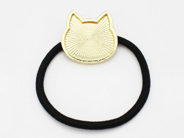 激安スワロ レジン ハンドメイド用品 You 猫ちゃんのミール皿がついておりますヘアゴムの土台です T Co W3mb6yrkns お友達でも猫を飼ってる人がとても多くて昔より猫ちゃん自身人気が高いように思います レジン Uvレジン ハンドメイド