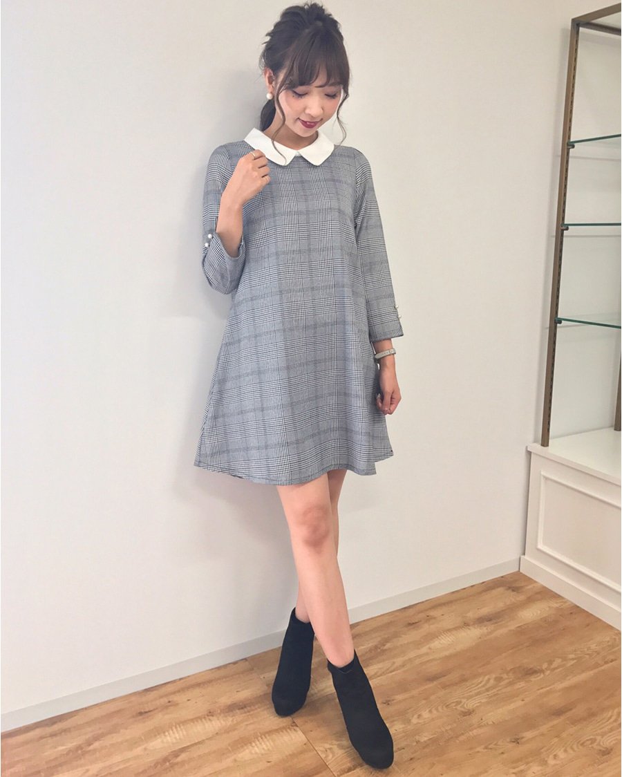 Allamanda アラマンダ公式 New Arrival 入荷直後から早くも人気 すとんとしたシルエット 衿付きがレトロかわいい この時期は1枚でさらっと グレンチェックワンピース 5900 4900 T Co 6dfcmysps1 Allamandaのワンピ