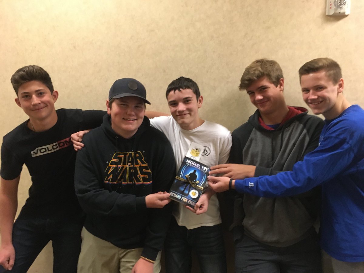 WasatchReads's tweet image. Quincy White, Tyler Cook, Coelsen Andrews, Christian Menenses, and Hunter Anderson use teamwork to find their book.