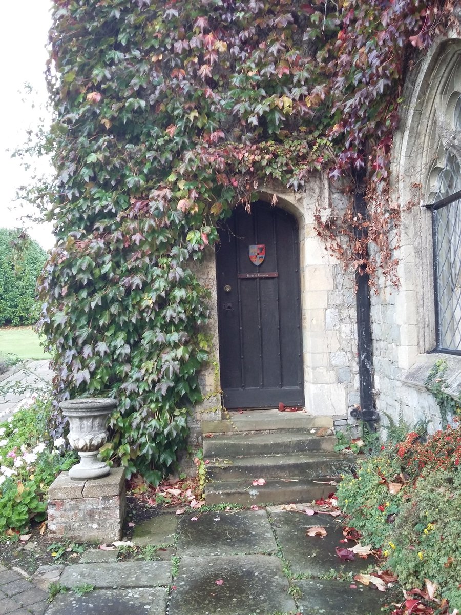 DWiltonArt's tweet photo. Last pics of my day...top quality food and picturesque views @EastwellManor as part of @breakthroughwib #ThursdayTimeOut for me! ❤ https://t.co/nA9TZSJq9R
