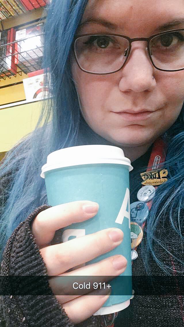 artsandnicole's tweet photo. Thank you @DAVIDsTEA for the #Cold911+ on this day of the sore throat. https://t.co/i31bo1PbDO