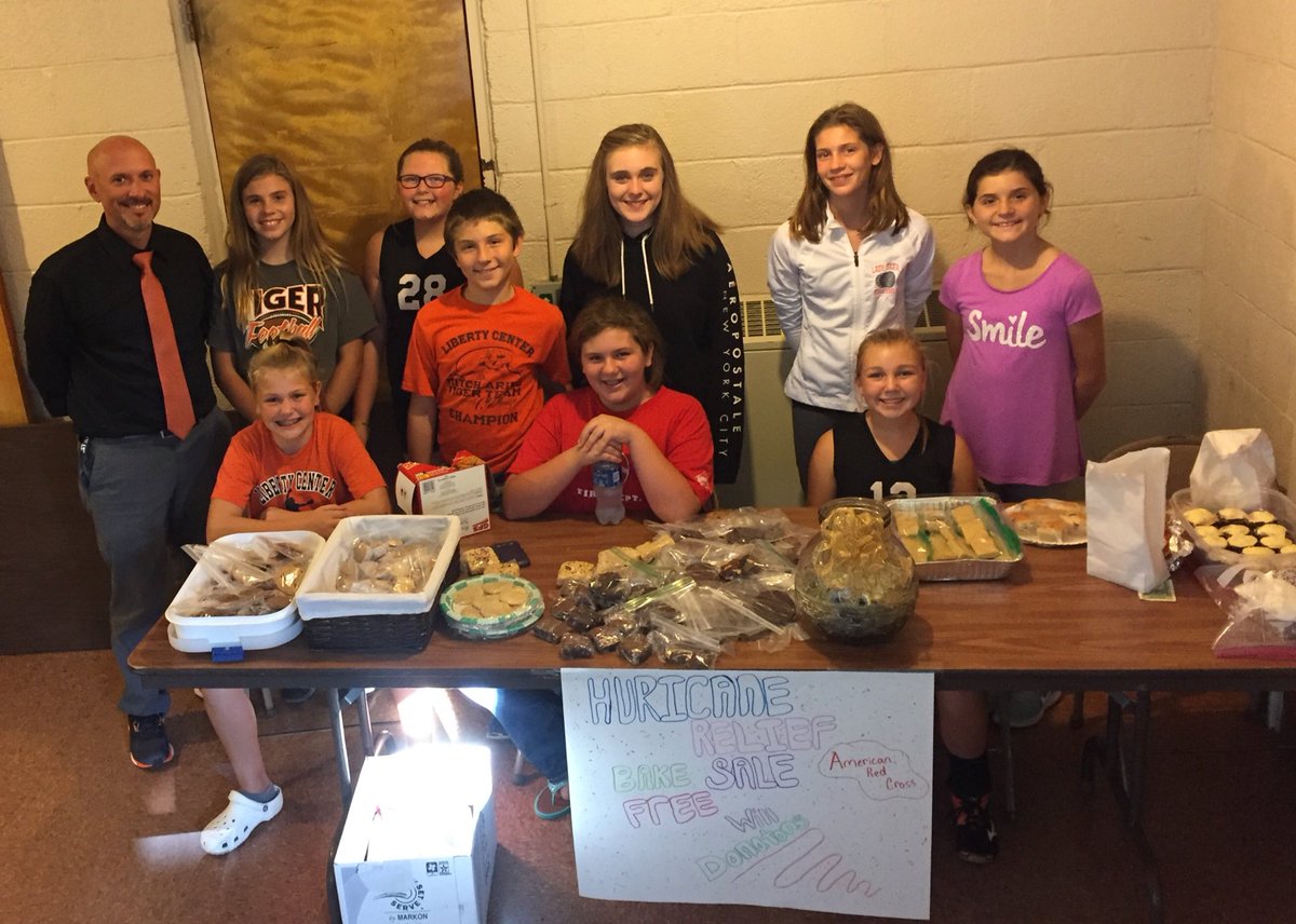guidance4LCMS's tweet photo. Congratulations to the class of 2023 for raising an impressive $265 for Hurricane Relief &amp; the American Red Cross! #BakeSaleSuccess! https://t.co/OF1WPbzXA0