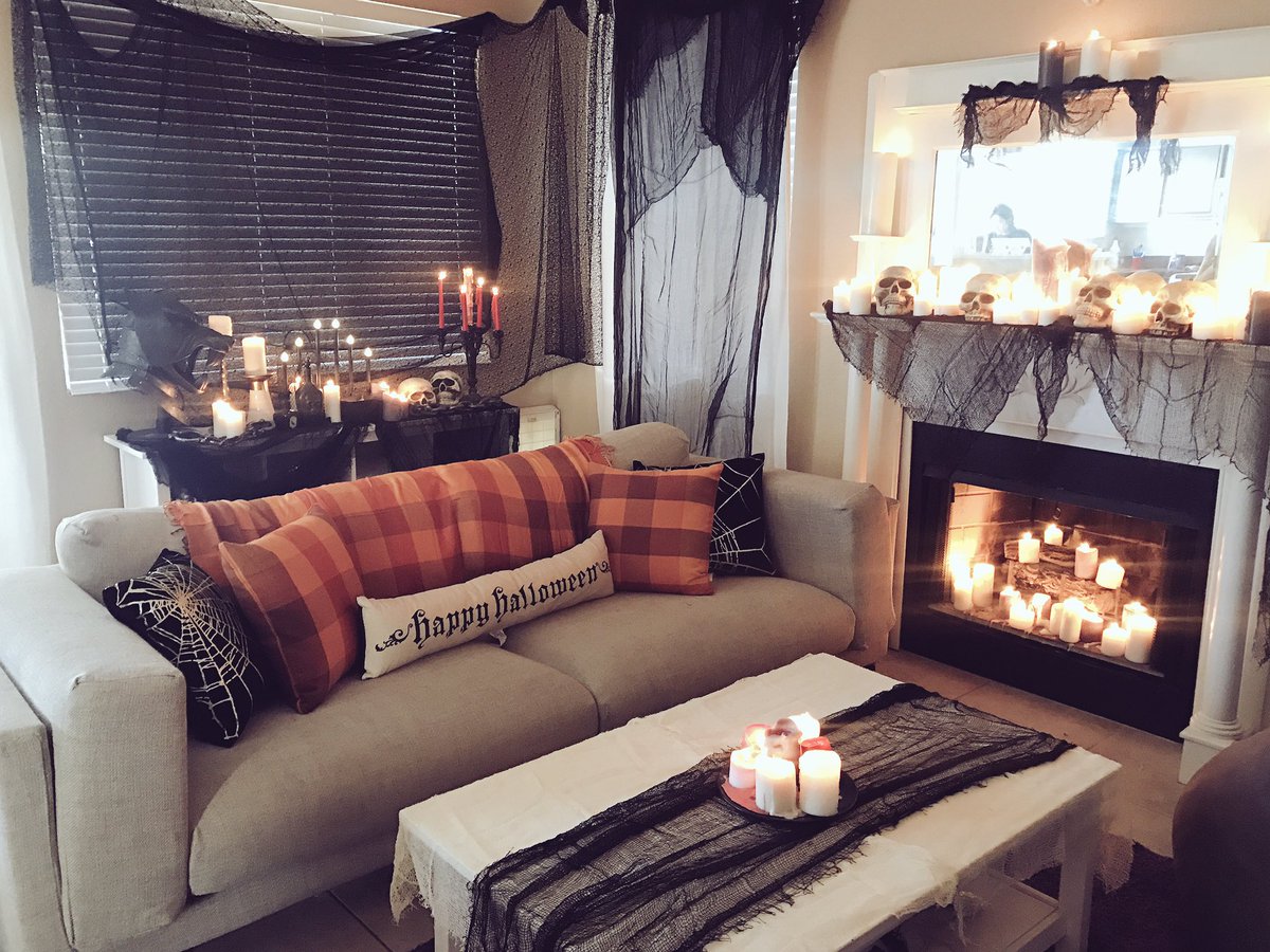JessicaNigri's tweet photo. BEFORE AND AFTER!
I love decorating! π€ππ€ https://t.co/ISBPu4Vhhu