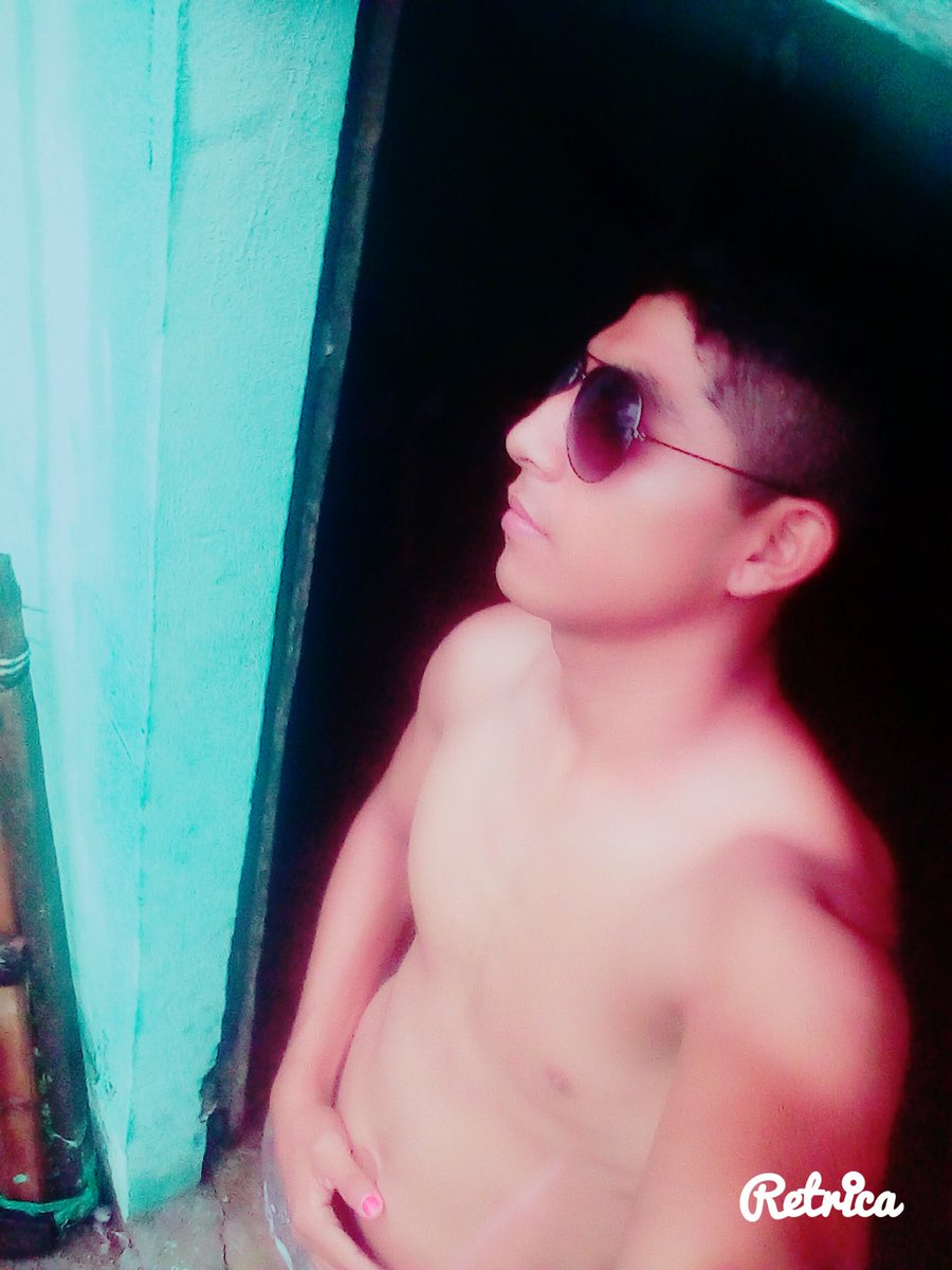 helliskya tweet picture