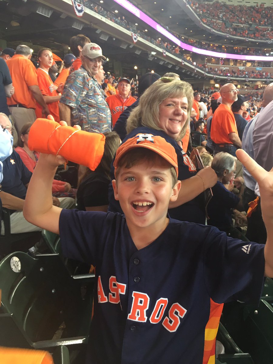 markllc's tweet image. #earnit