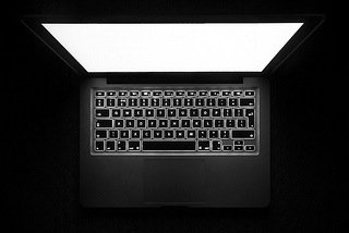 MarshTurtle's tweet image. "L-L-Life is l-like a-a photograph!"

~Precious cinnamon roll

~Helper with the beach

~Baker, photographer

~Bath bomb lover

~RT &amp;amp; follow?