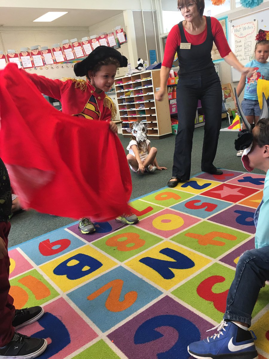 k1pandas's tweet image. We acted out &quot;Ferdinand the Bull&quot; today in All the Arts. Wonderful lesson on peacefulness! Thank you @AlltheArtsFound ! #acaciapandas