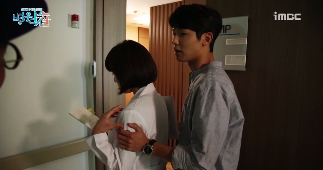 DLaTg2fU8AAw_4Y.jpg:large