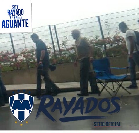 pollon90's tweet photo. @DeNigris9 @pollon90 este señor merese ser reconocido aguanto la lluvia pero no se rajo https://t.co/DJ9sJSpeS6